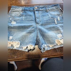 Maurices shorts 3.5 inch inseam